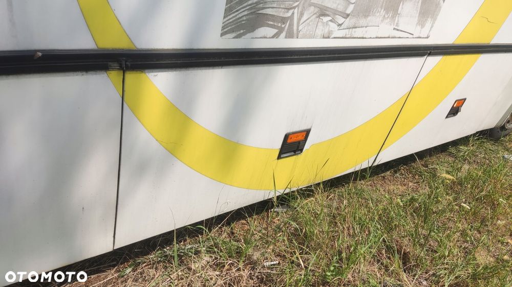 KLAPA BAGAŻNIKA LEWA PRZEDNIA AUTOSAN A1010T - 1