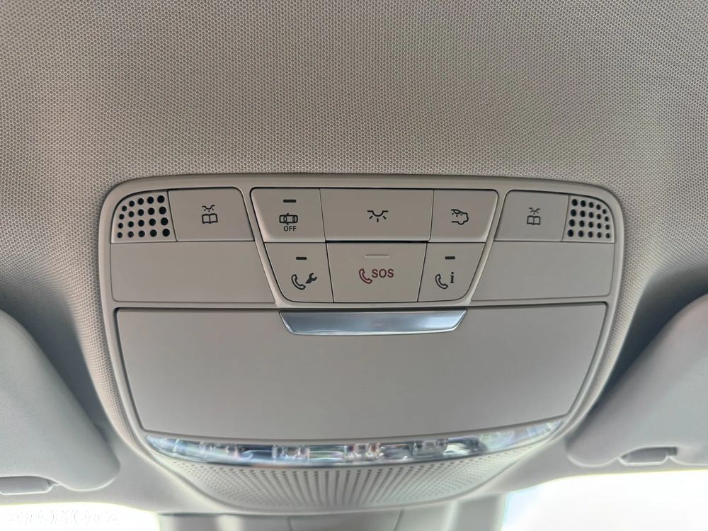 Mercedes-Benz Klasa E 220 d 4-Matic 9G-TRONIC - 22