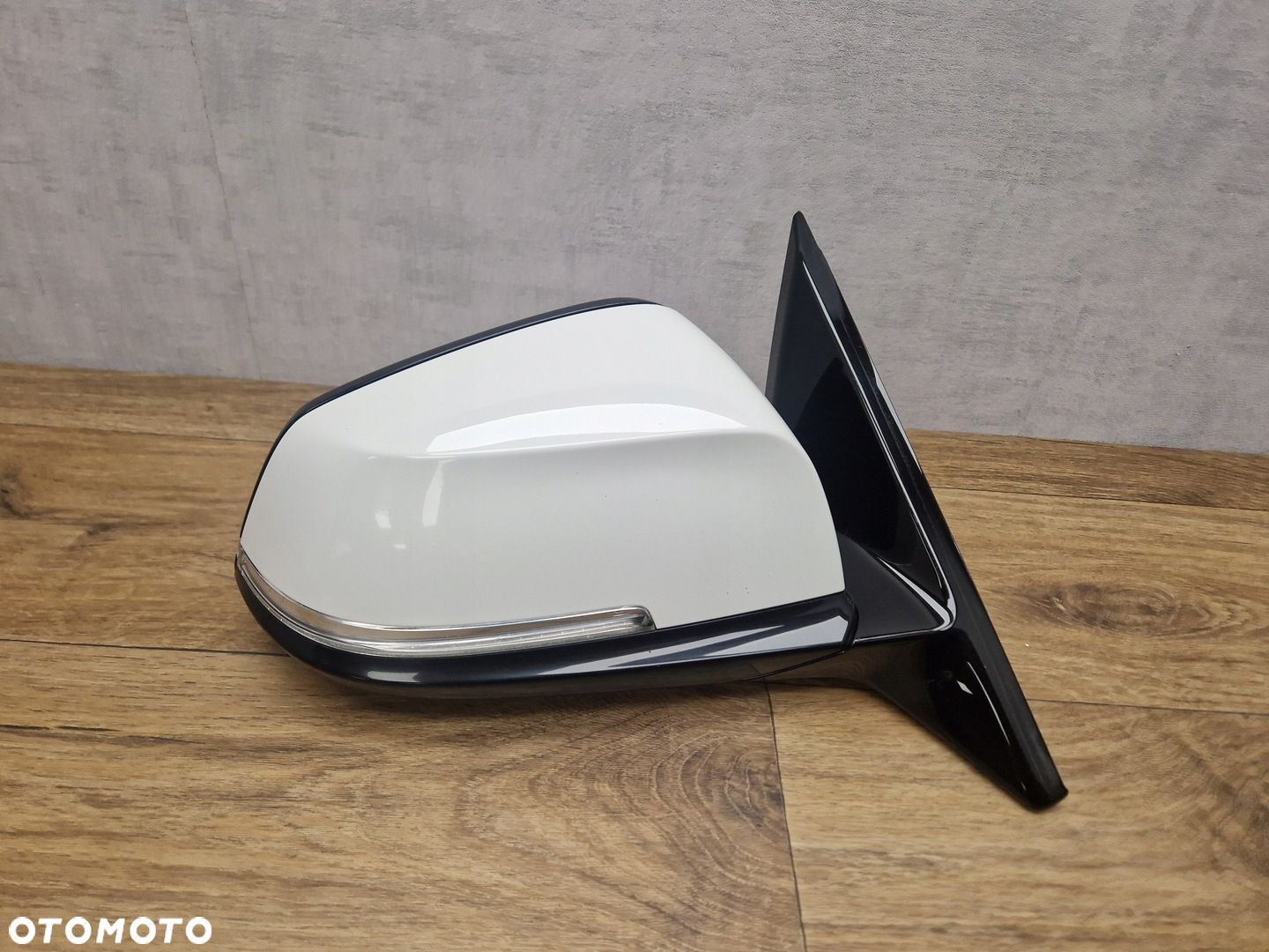 BMW 4 F32 F33 F36 LUSTERKO PRAWE M-PAKIET 5 PIN UK BIAŁE A300 ALPIN WEISS - 1
