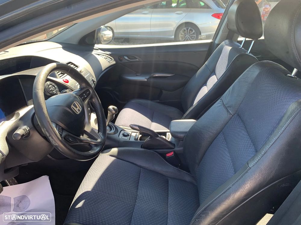 Honda Civic 1.4 i-VTEC Elegance - 11