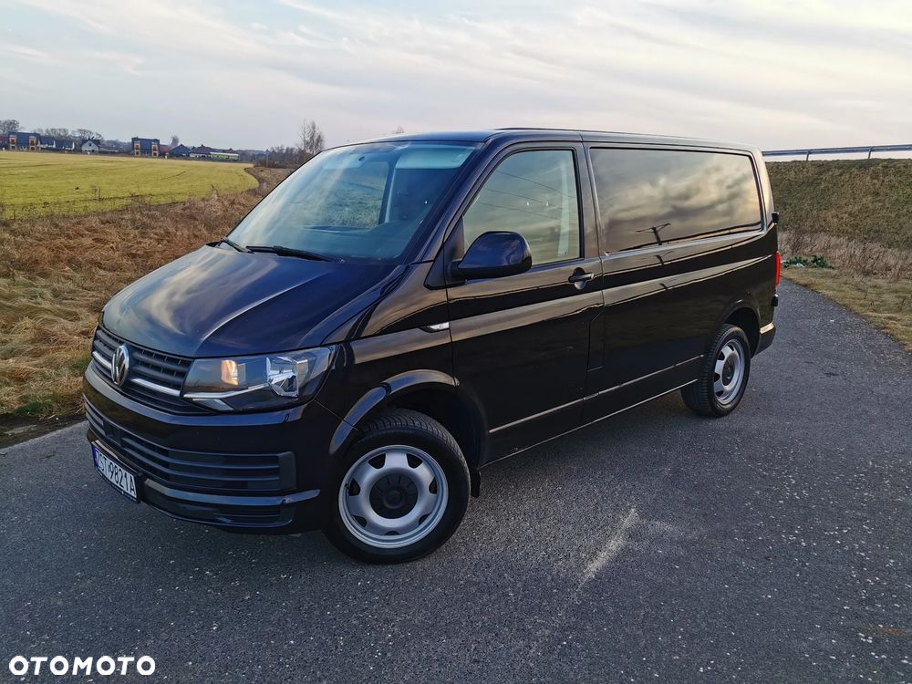 Volkswagen Transporter T6 2.0 TDi DSG L1H1 VAT-1 bardzo bogaty Faktura Vat 23% - 1