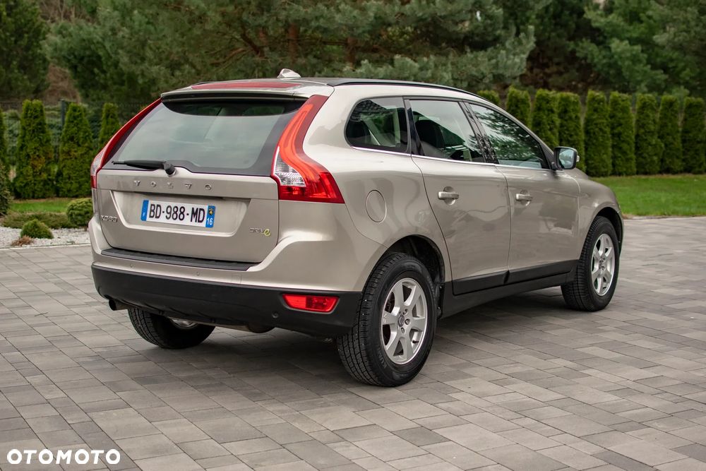 Volvo XC 60 - 22