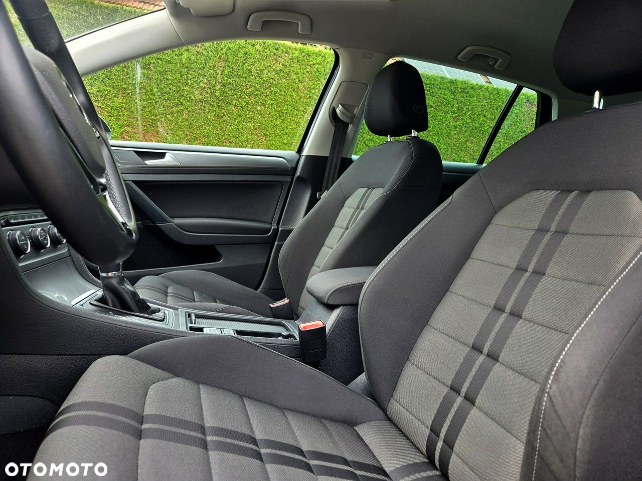 Volkswagen Golf 1.4 TSI (BlueMotion Technology) DSG Comfortline - 10