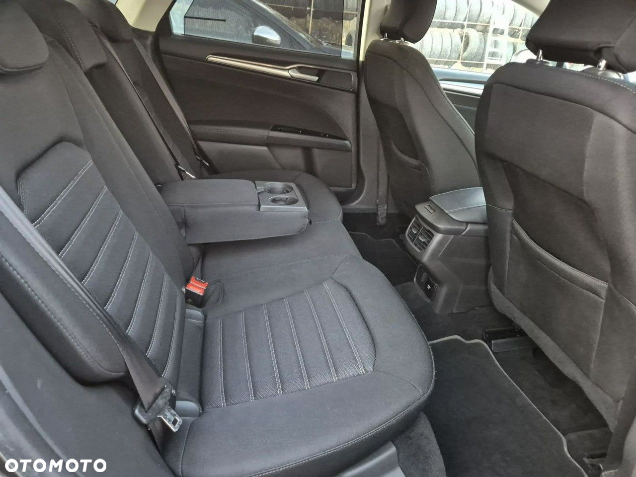 Ford Mondeo - 25