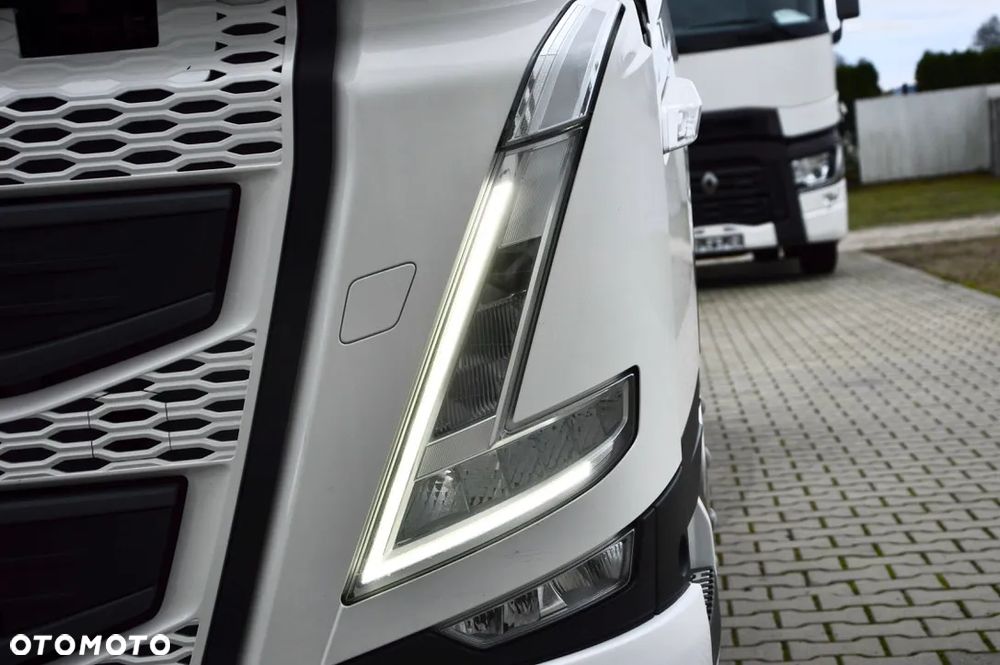 Volvo FH 500 XL / FULL LED / KLIMA POST / ALUSY / ZŁOTY KONTRAKT - 8