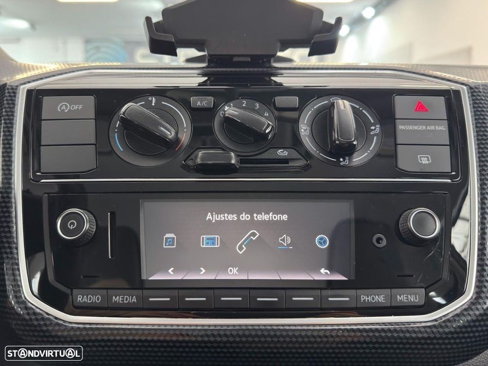 VW Up! 1.0 Move - 18