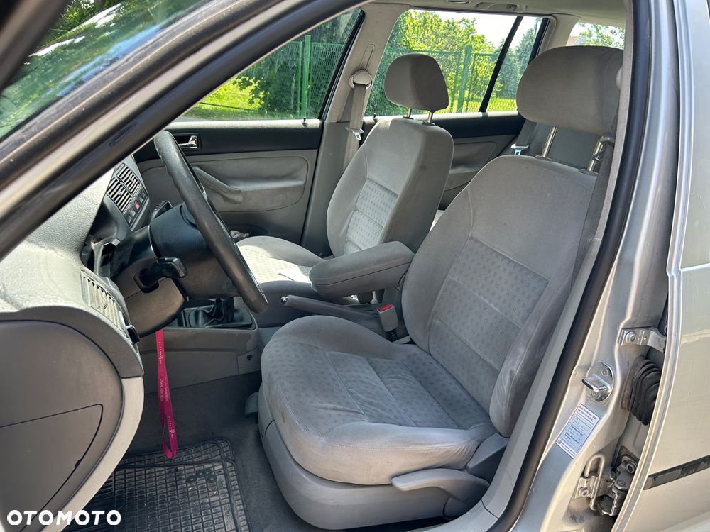 Volkswagen Golf 1.9 GL TDI - 9
