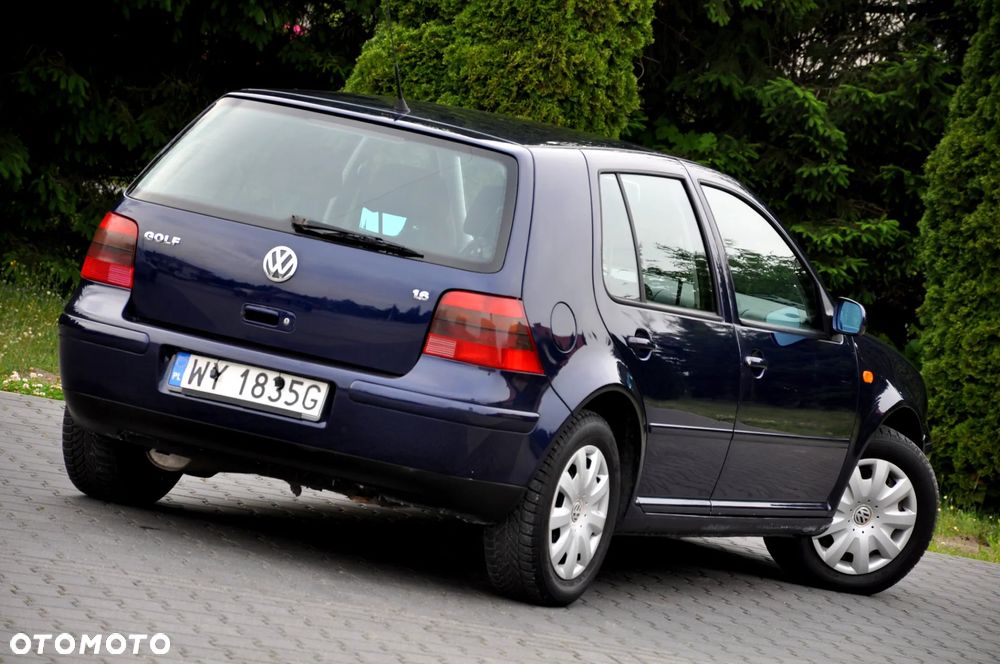 Volkswagen Golf 1.6 Edition - 14