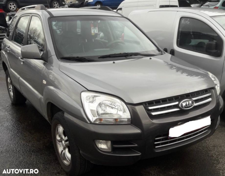 Dezmembrez Kia Sportage 2.0 CRDI din 2006 volan pe stanga - 1