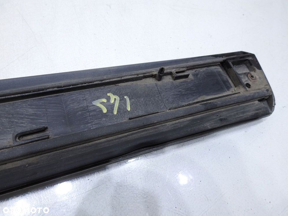 LISTWA DRZWI LEWY TYŁ LY7W AUDI A6 C6 - 8