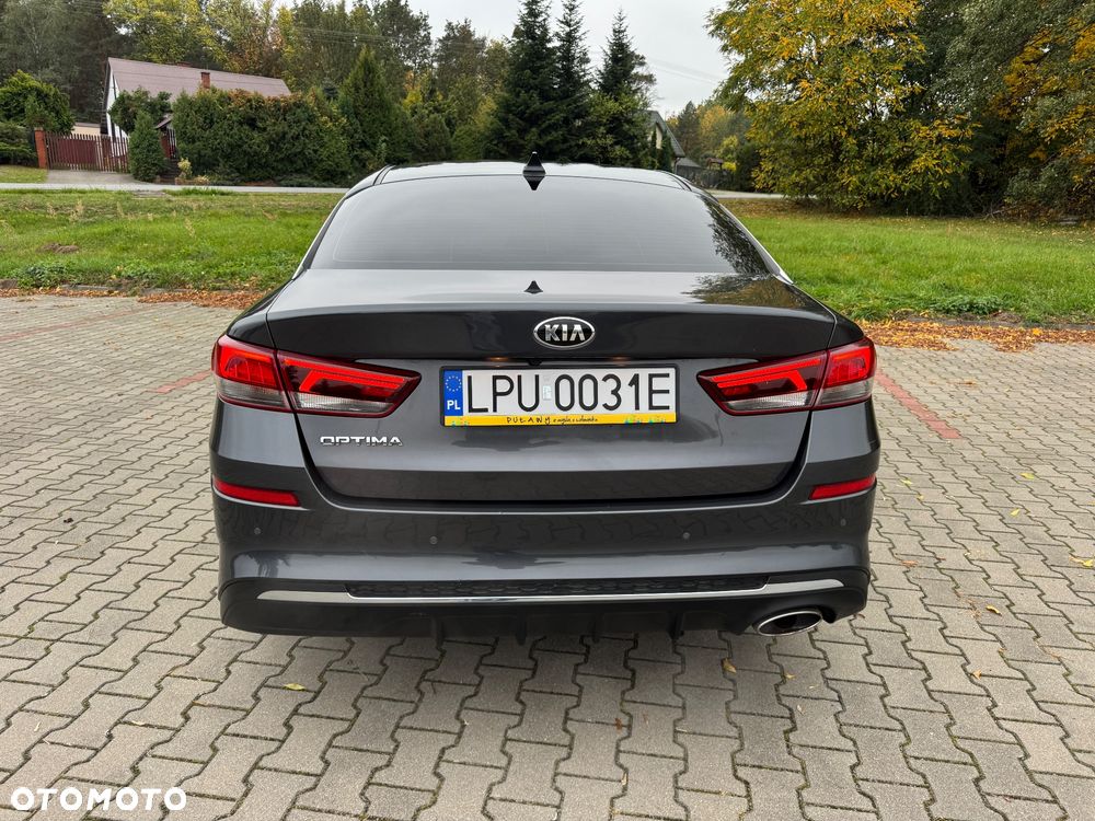 Kia Optima - 10