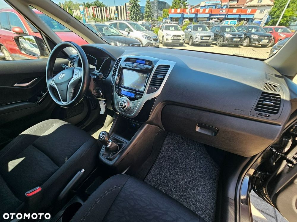 Hyundai ix20 1.4 blue Comfort - 20