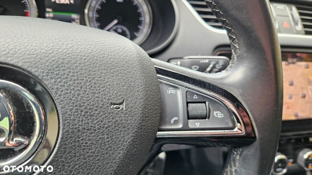 Skoda Octavia 2.0 TDI Sport Edition - 25