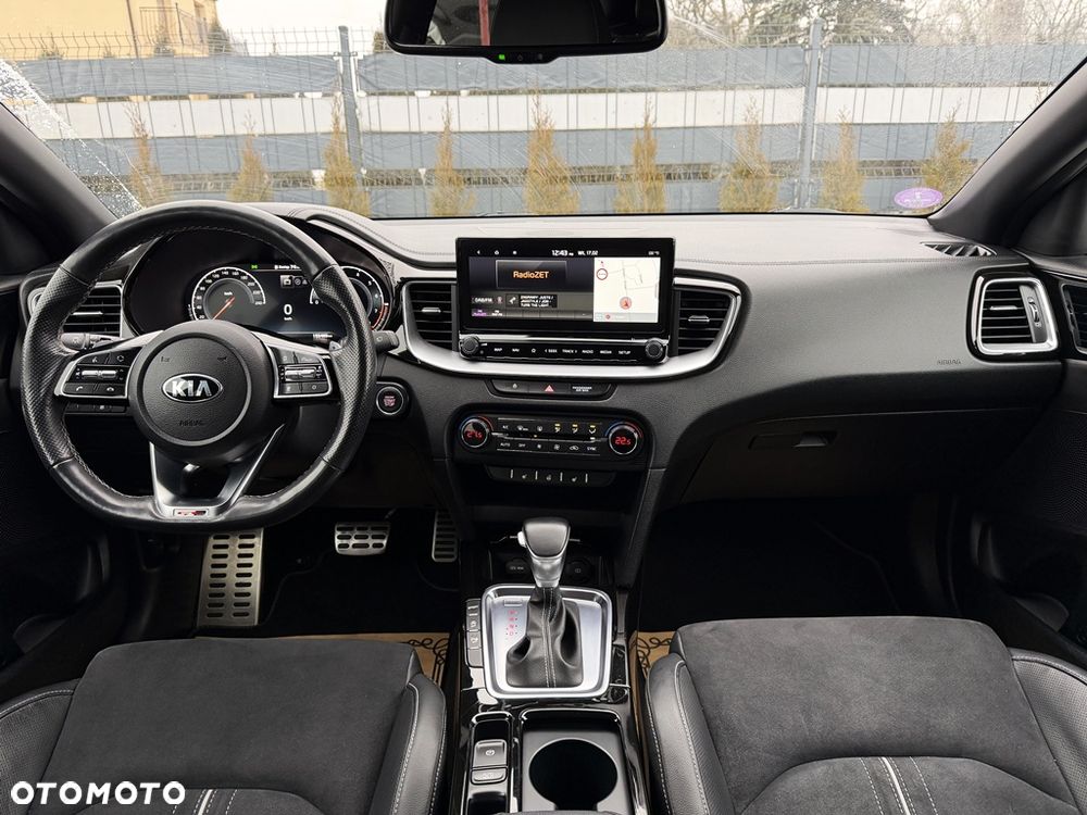 Kia ProCeed 1.5 T-GDI DCT7 OPF GT LINE - 19