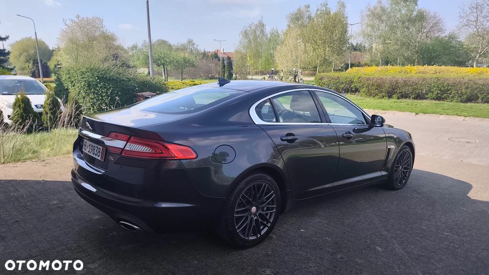 Jaguar XF 3.0 V6 S Premium Luxury - 5