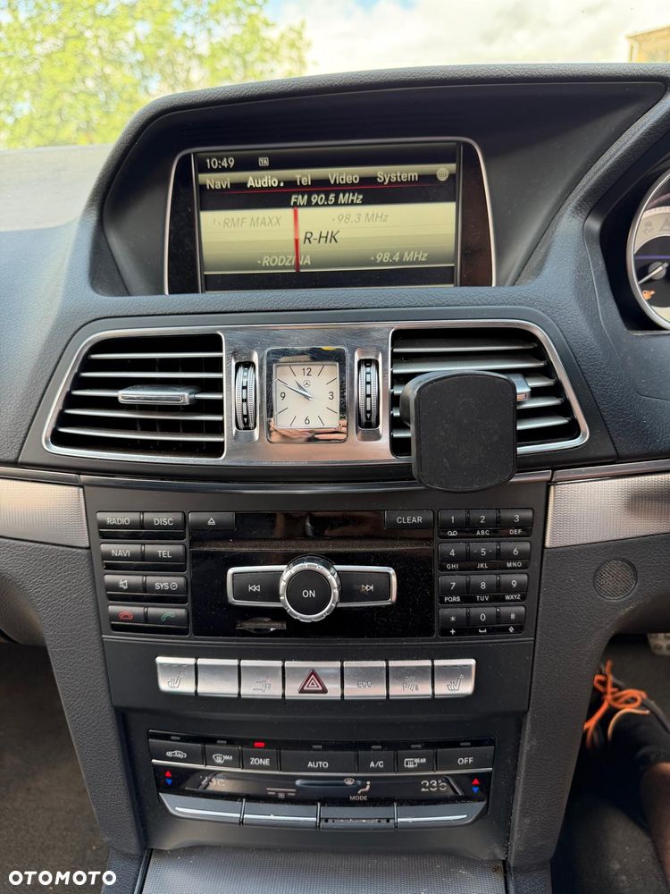 Mercedes-Benz Klasa E 220 CDI 7G-TRONIC - 21