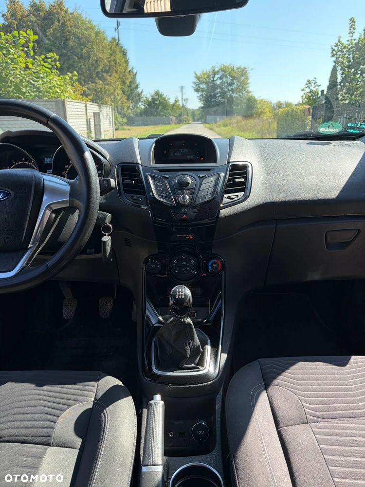 Ford Fiesta 1.0 EcoBoost Titanium - 13