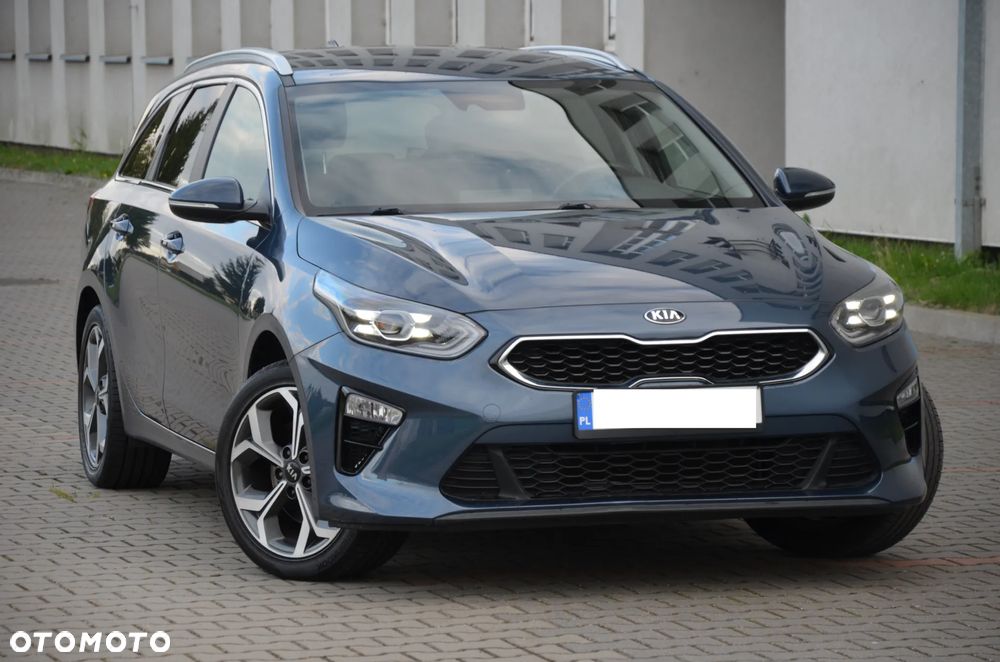 Kia Ceed 1.4 L Business Line Plus - 2