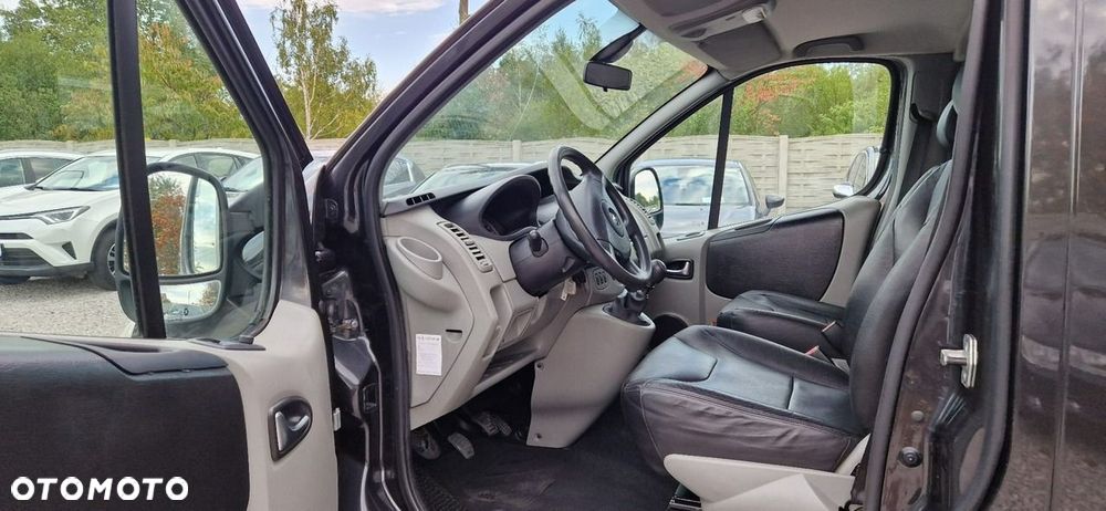 Opel Vivaro - 20