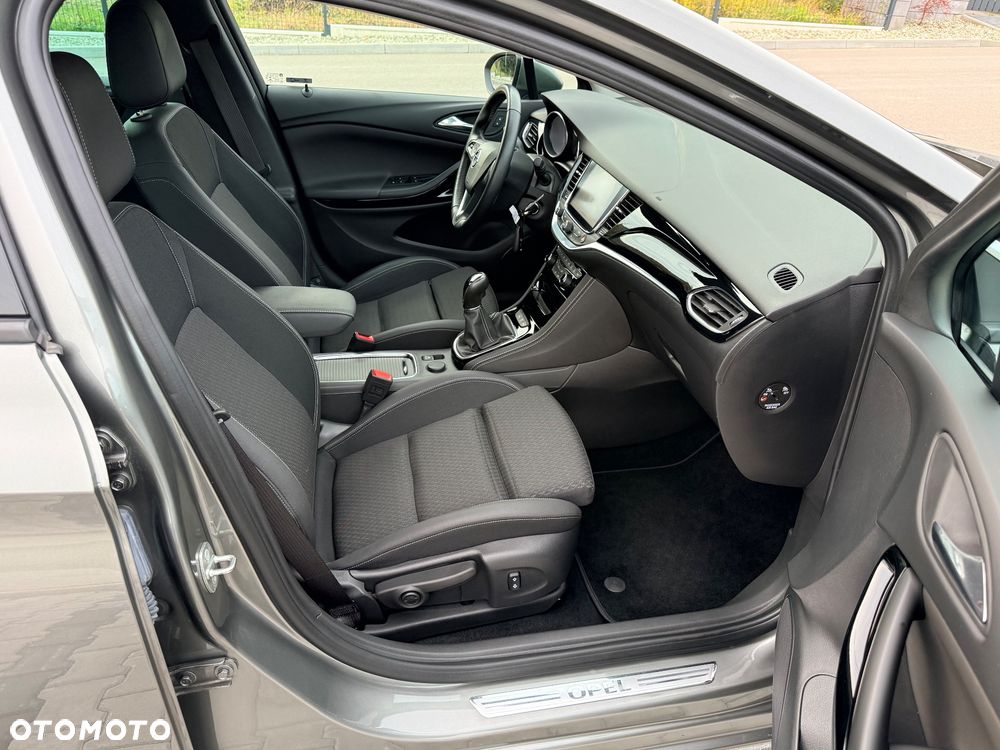 Opel Astra 1.4 T Dynamic - 22