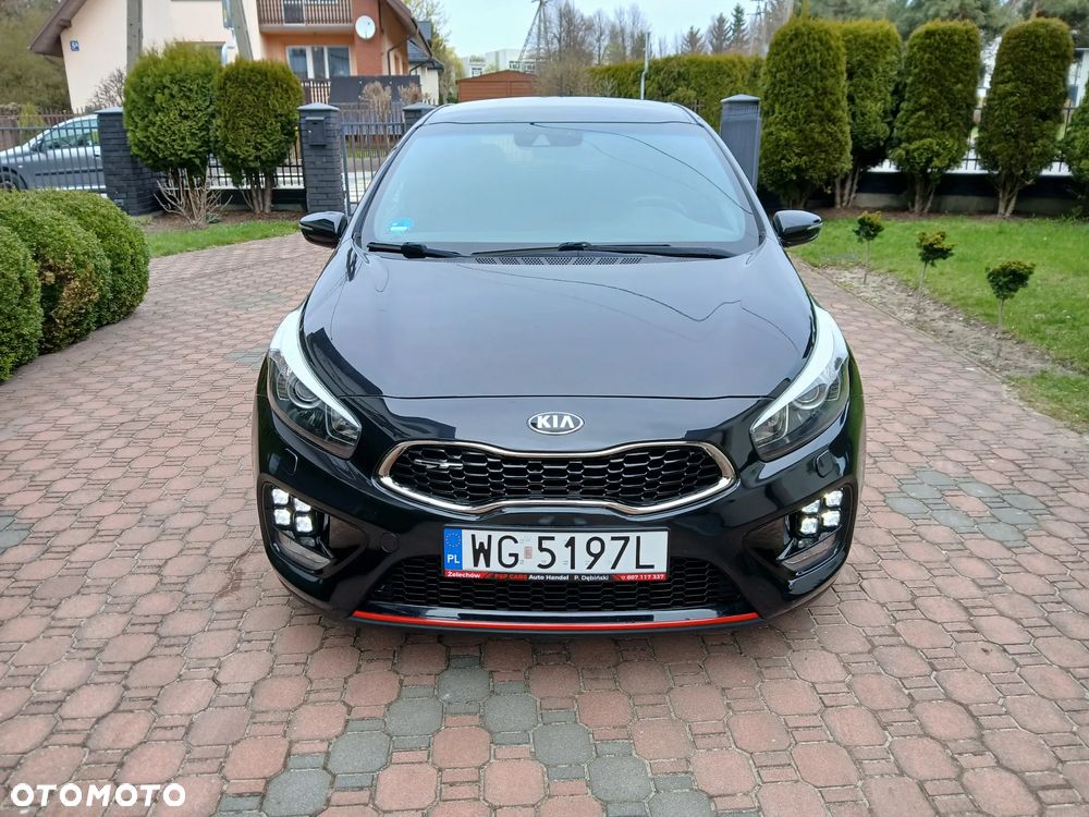 Kia Ceed 1.6 T-GDI GT - 3
