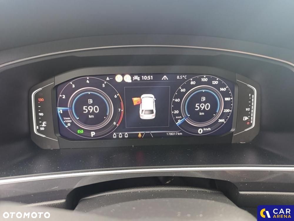 Volkswagen Tiguan - 11