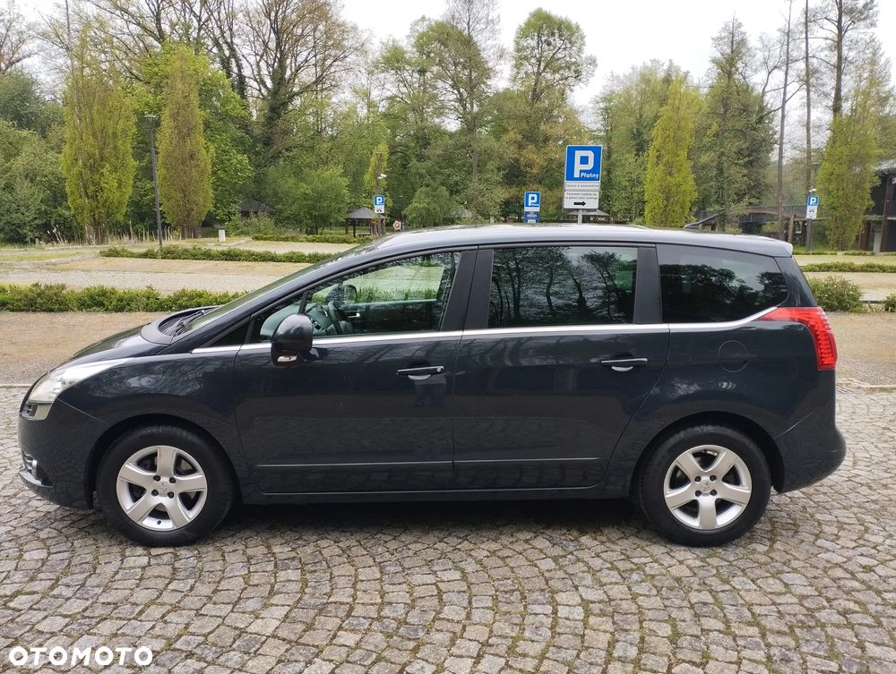 Peugeot 5008 HDI FAP 150 Allure - 17