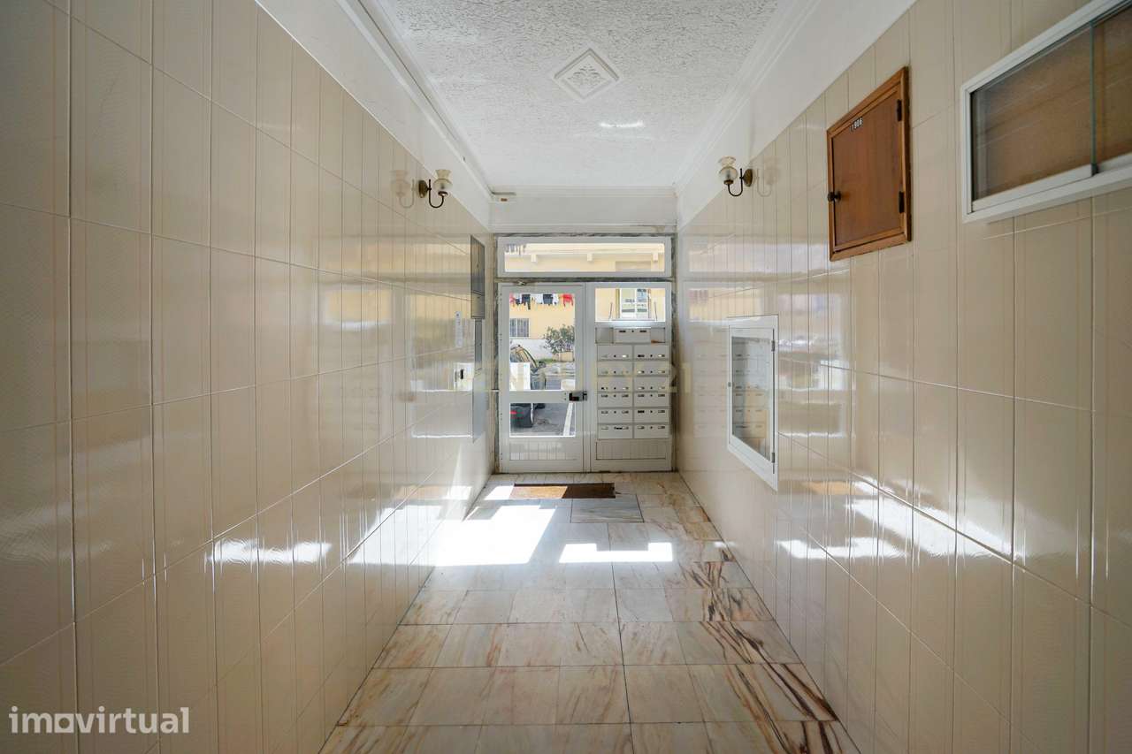 Apartamento Renovado em Serra das Minas - Rio de Mouro, Sintra - Grande imagem: 5/26