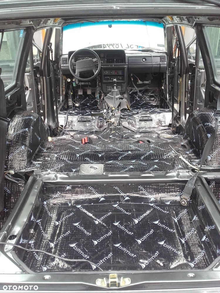 Volvo Seria 200 - 33