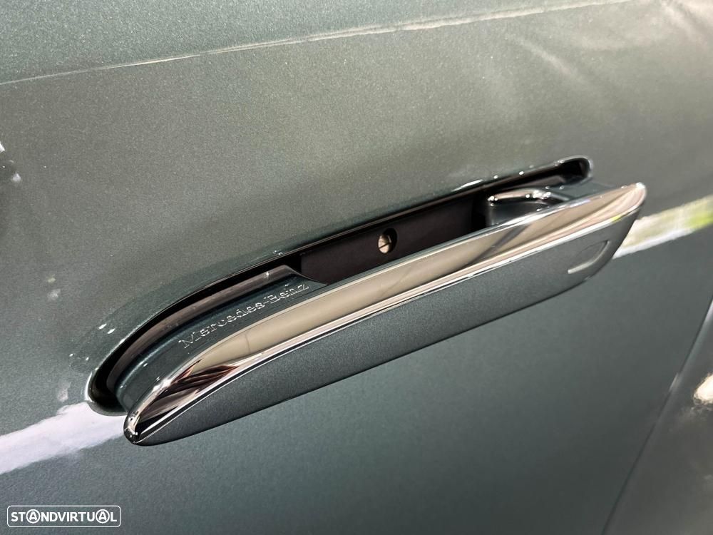 Mercedes-Benz E 300 de 4Matic 9G-TRONIC AMG Line - 19