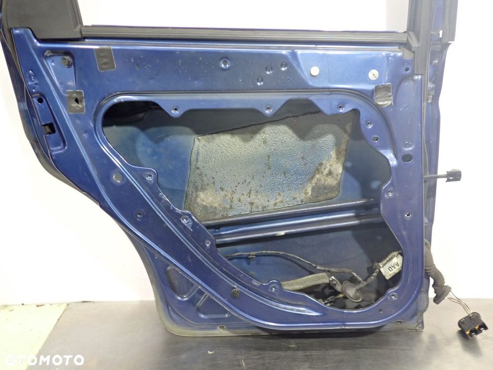 DRZWI LEWY TYŁ FORD FOCUS MK2 LIFT KOL:36 - 17