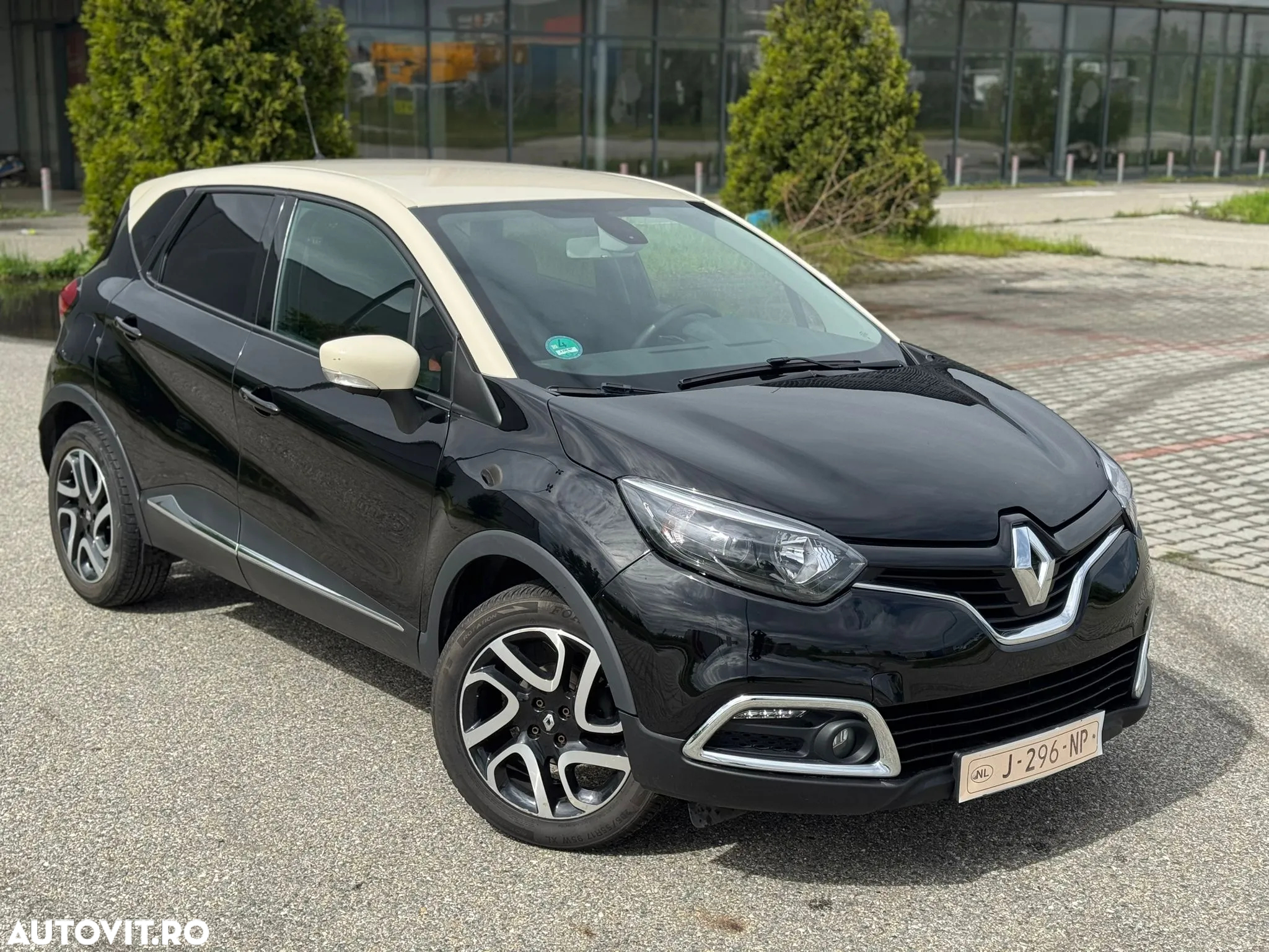 Renault Captur - 2