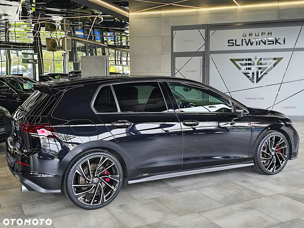 Volkswagen Golf VIII 2.0 TSI GTI DSG - 9