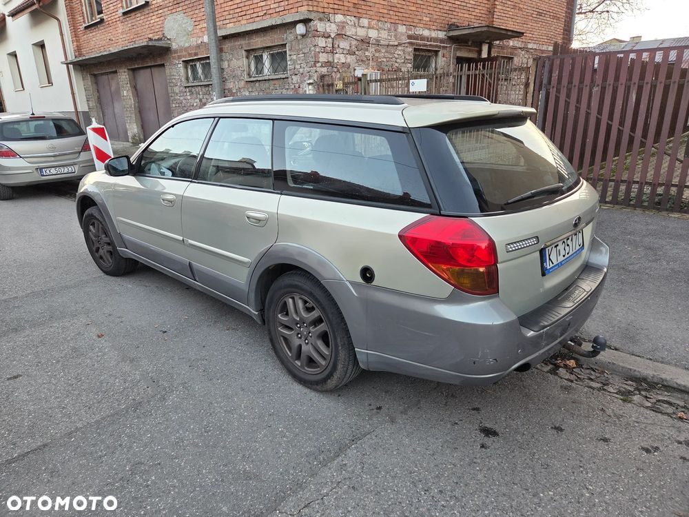 Subaru Outback - 4