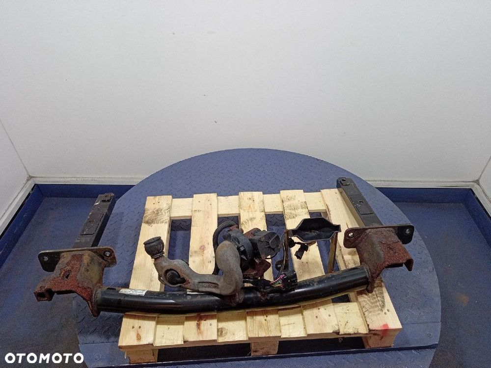 OPEL INSIGNIA A 08- KOMBI  HAK DO PRZYCZEPY 13235172 - 2