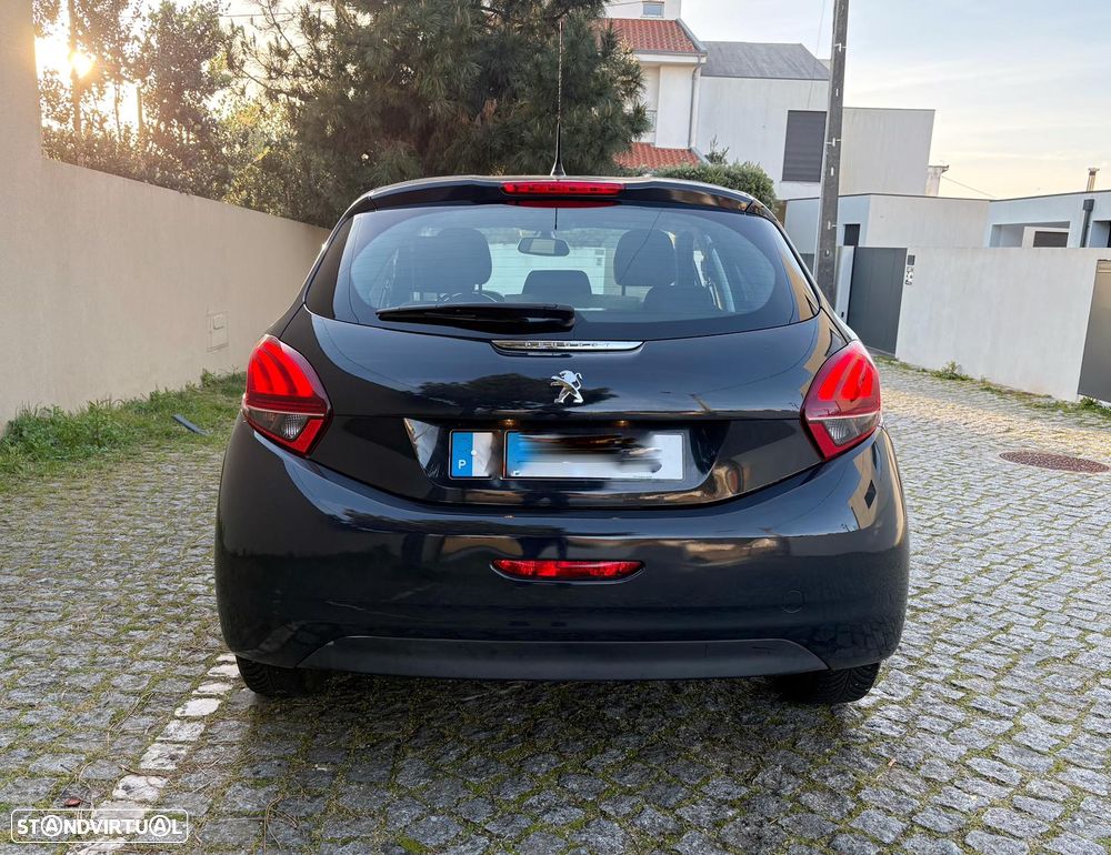 Peugeot 208 1.2 PureTech Style - 30