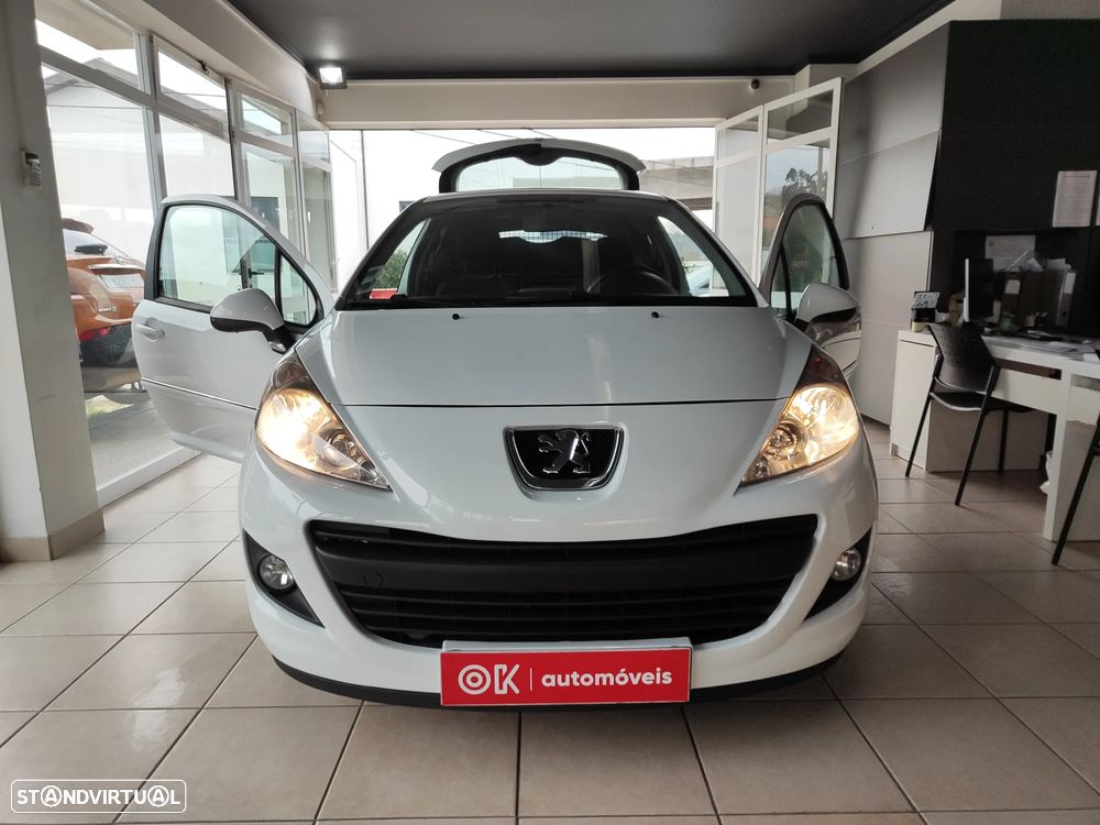 Peugeot 207 1.4 HDi Urban - 18