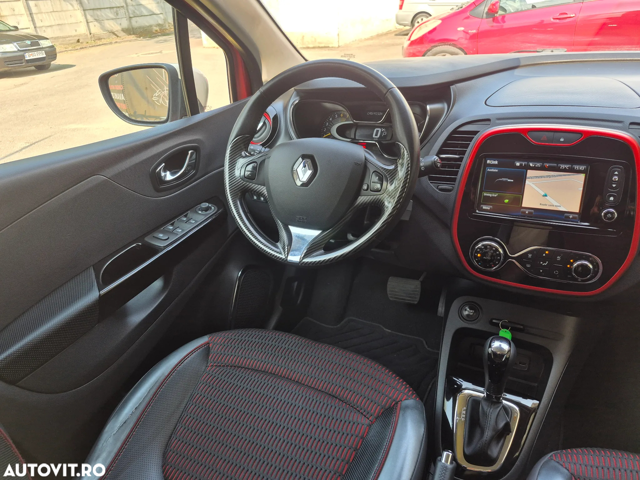 Renault Captur TCe 120 EDC Helly Hansen - 17