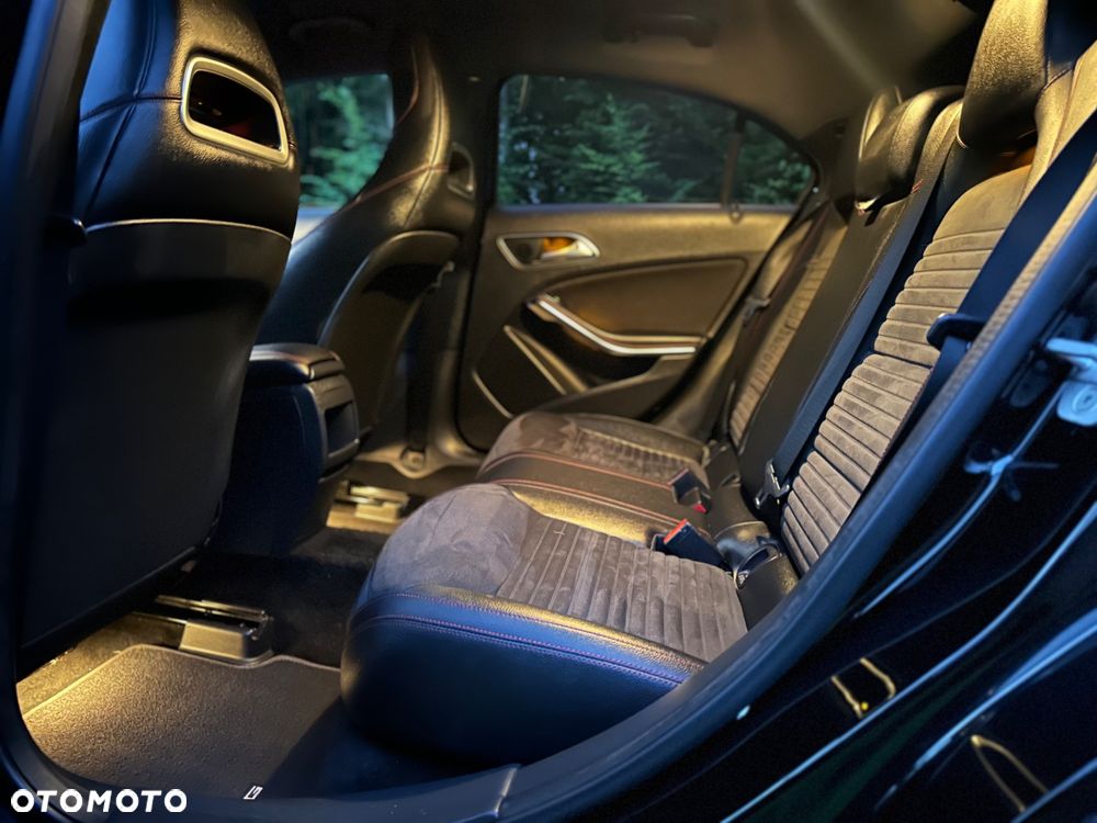 Mercedes-Benz Klasa A 180 (BlueEFFICIENCY) AMG Sport - 17