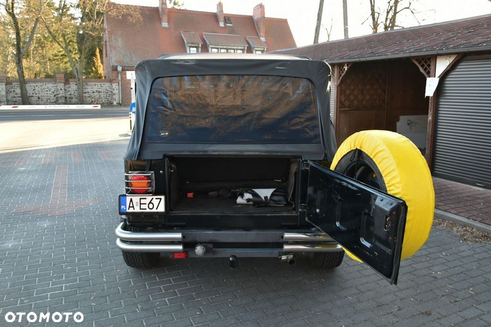 Jeep Wrangler - 22