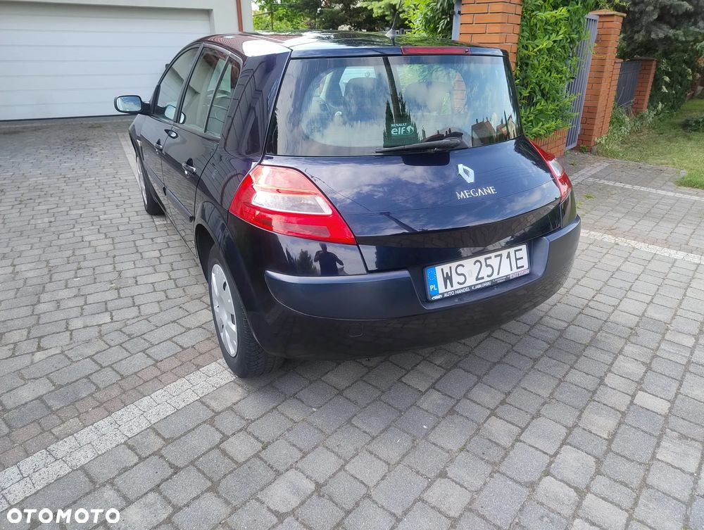 Renault Megane 1.6 Avantage - 17