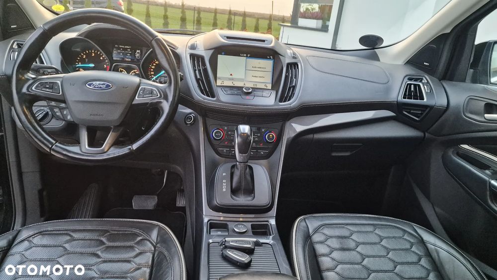 Ford Kuga 2.0 TDCi 4x4 Vignale - 33