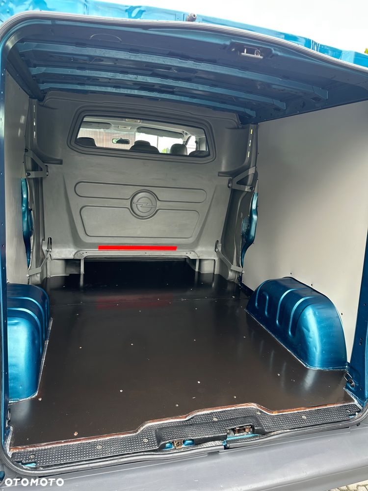 Opel Vivaro - 13