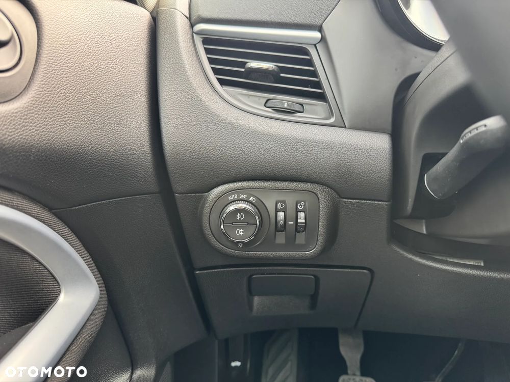 Opel Zafira 1.4 Turbo Innovation - 21