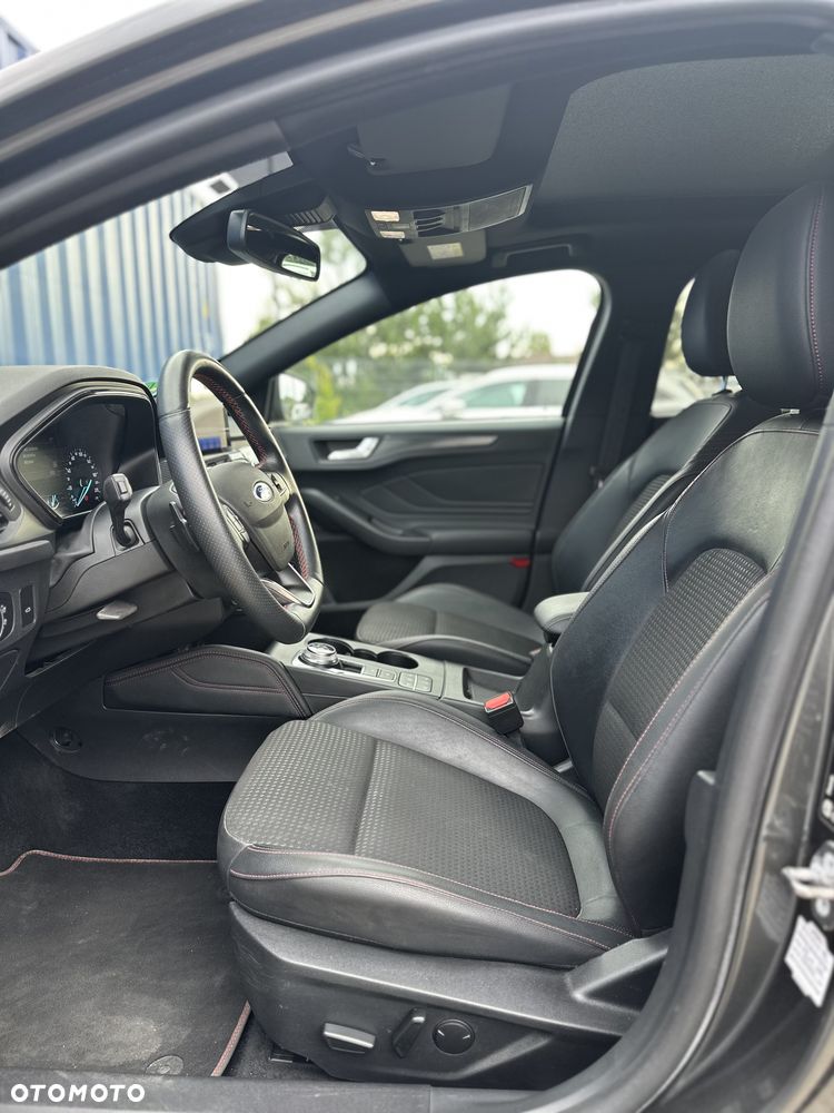 Ford Focus 1.5 EcoBoost ST-Line Business - 13