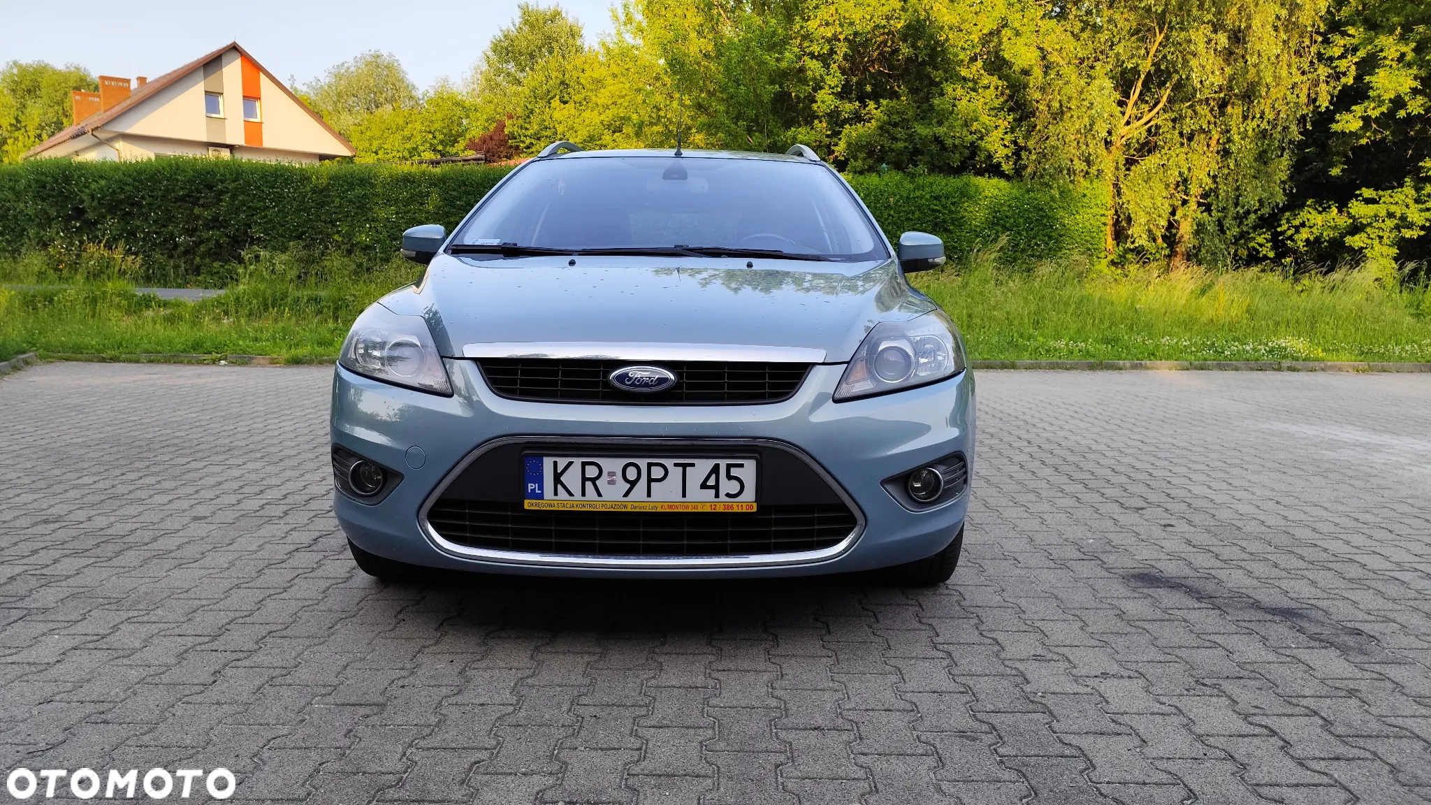 Ford Focus Turnier 2.0 16V Titanium - 8