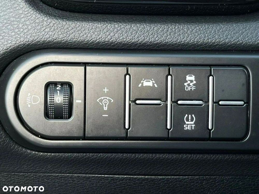 Kia Ceed 1.5 T-GDI Business Line DCT - 25