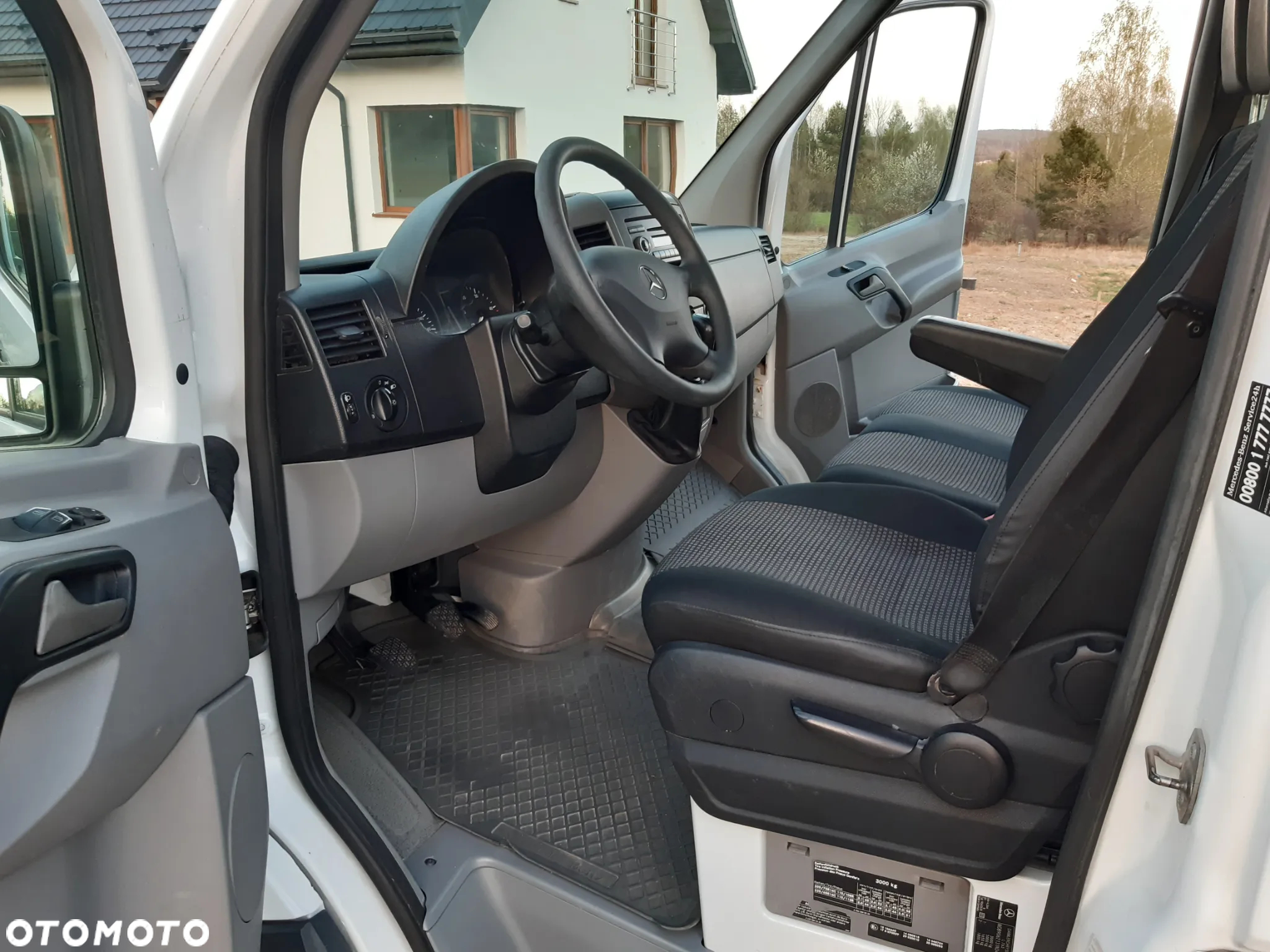 Mercedes-Benz Sprinter - 9