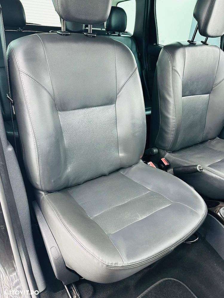Dacia Duster 1.5 dCi 4x2 Laureate - 17