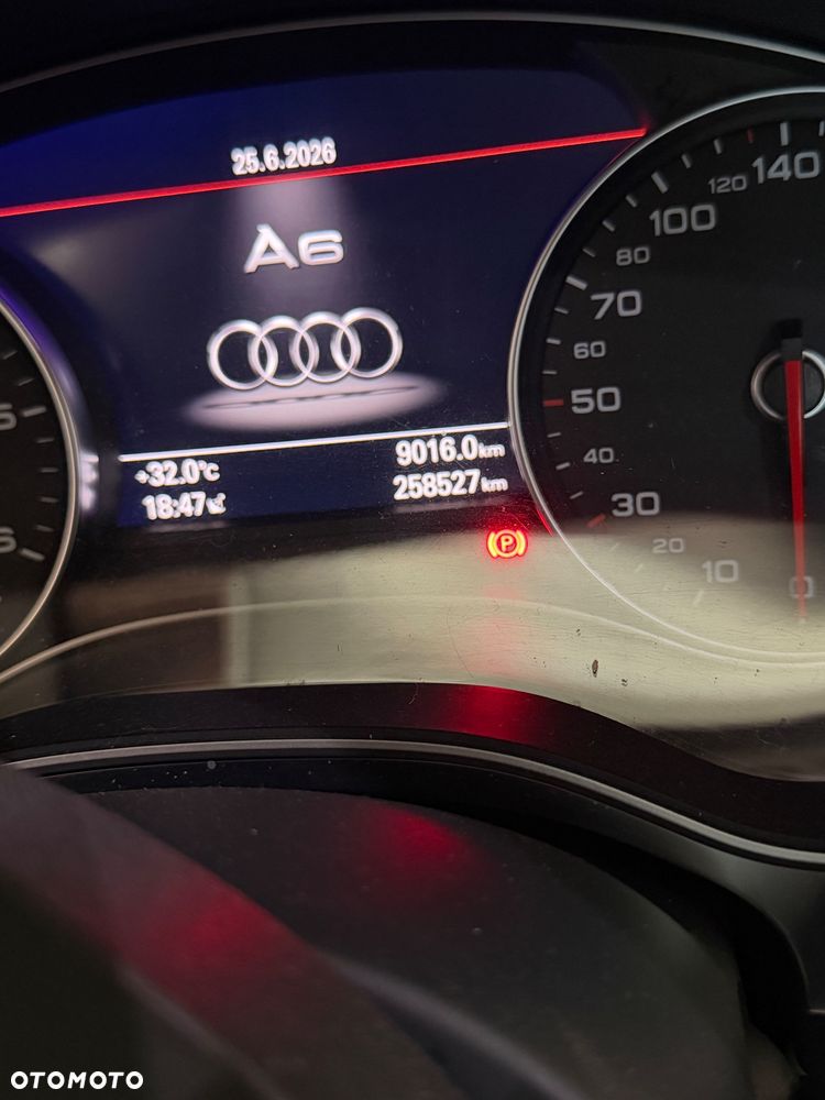 Audi A6 Avant 2.0 TDI ultra S tronic - 16